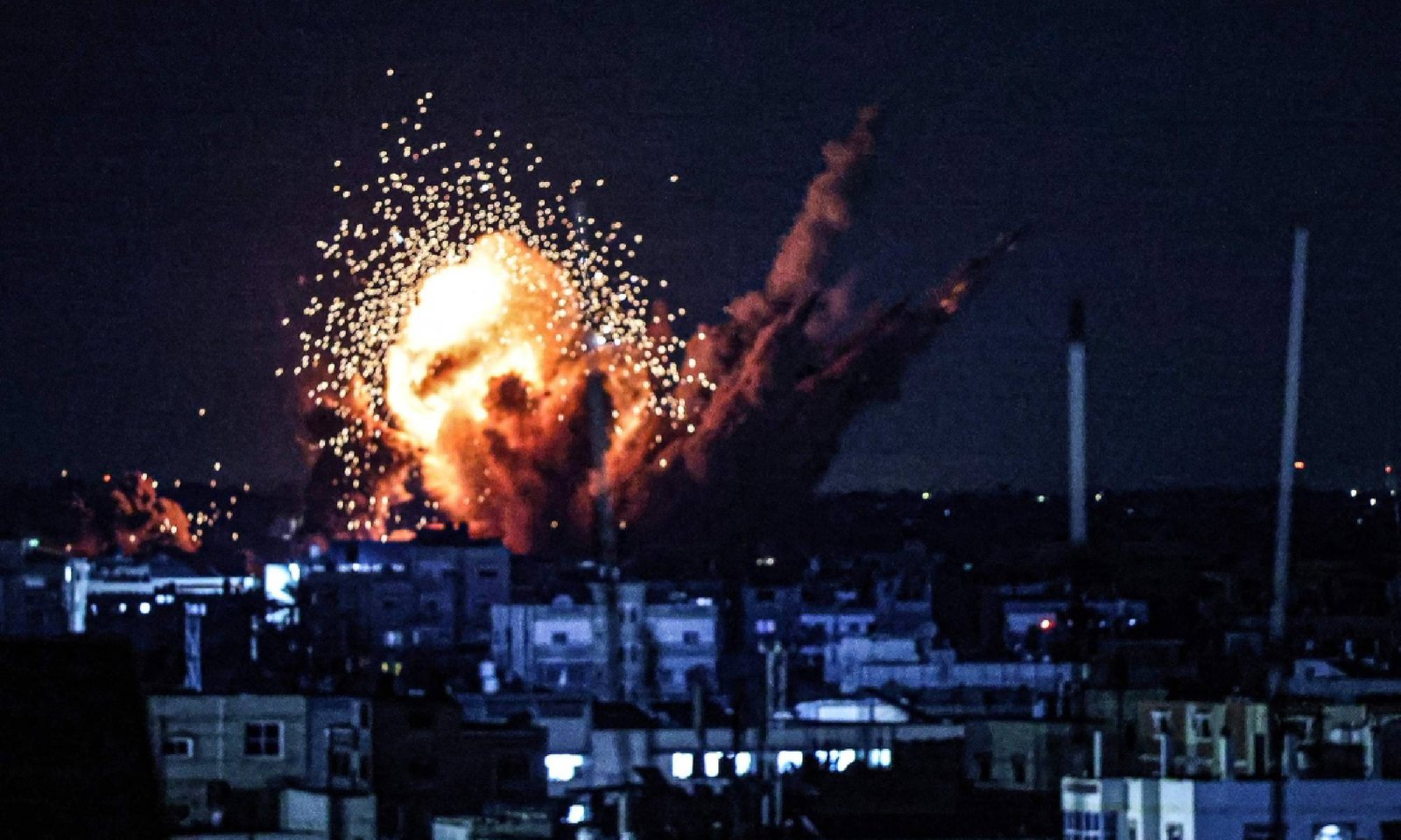 Israel bombing of Palestinians
