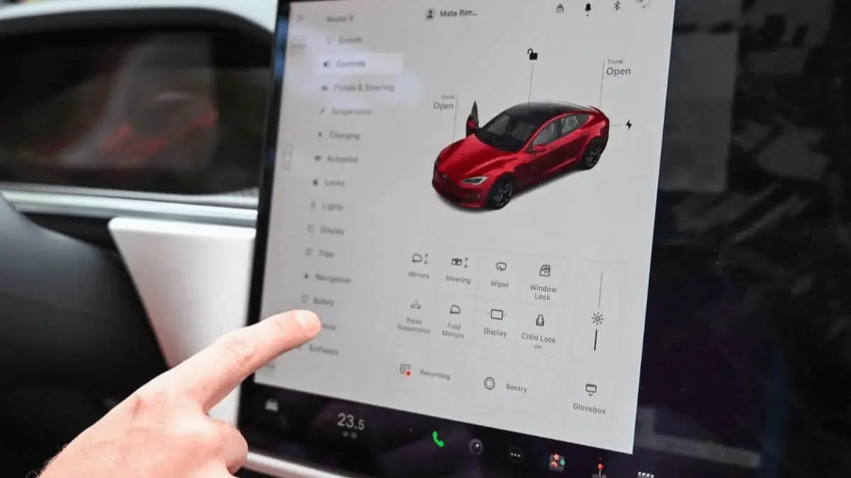 Troubleshooting Guide for Tesla Touchscreen Issues: What to Do When It's Not Working